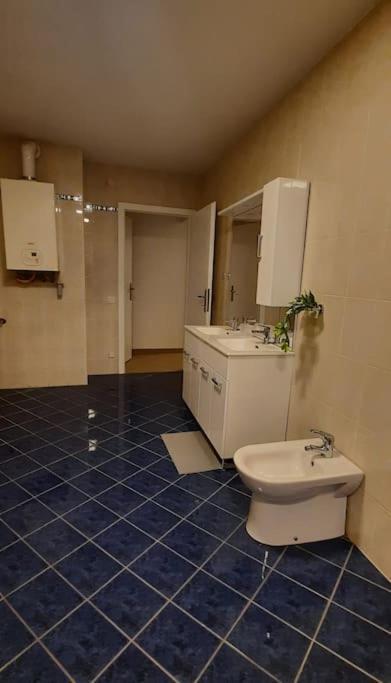 Einzigartiges Apartment Inkl. Gratis Parkplatz Vienna Esterno foto
